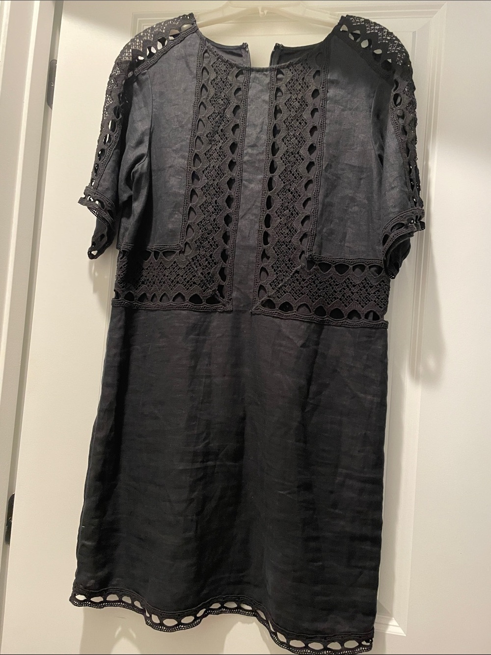 Ann Taylor Eyelet Detail Sheath Dress Size S Black Minimalist Academia Occasion